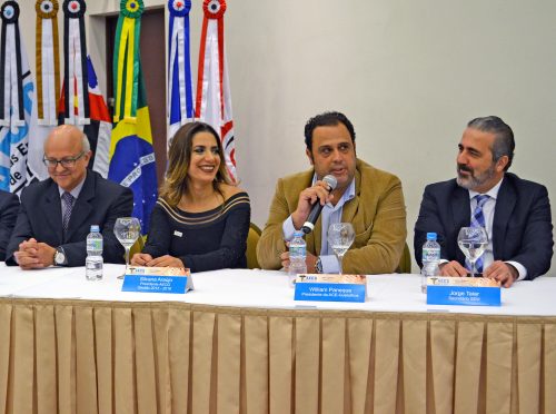 ACE-Guarulhos prestigia posse de nova diretoria da AECG
