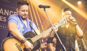 ACE-Guarulhos promove live beneficente com a dupla Wesley e Thiago